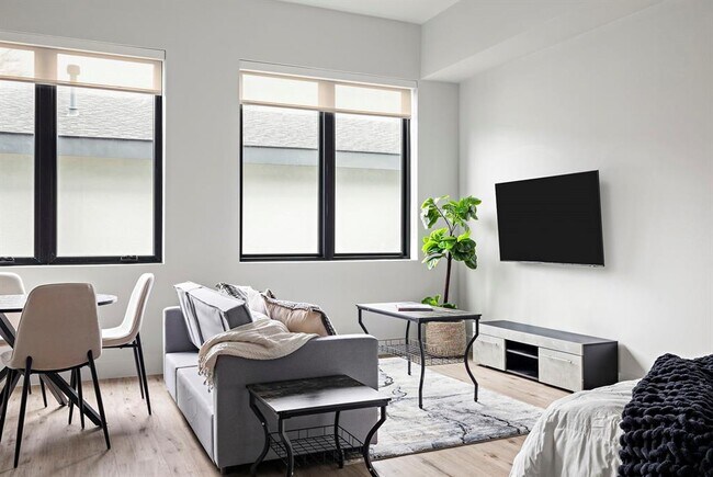 Foto del edificio - 5515 Humming Bird Ln