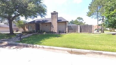 Building Photo - 3339 Country Club Blvd