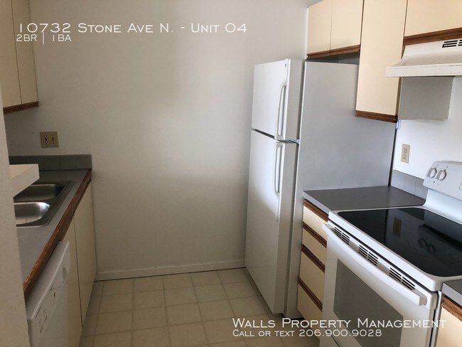 Building Photo - 10732 Stone Ave N
