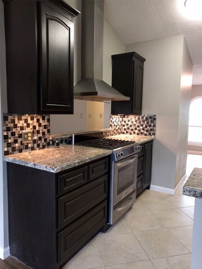 Building Photo - 4103 Garden Springs Dr