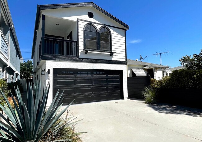 Foto del edificio - 225 E Mountain View St