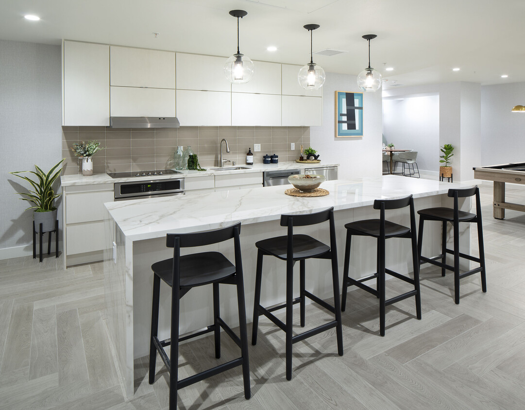 Sawyer Apartments in Los Angeles, CA Westside Rentals