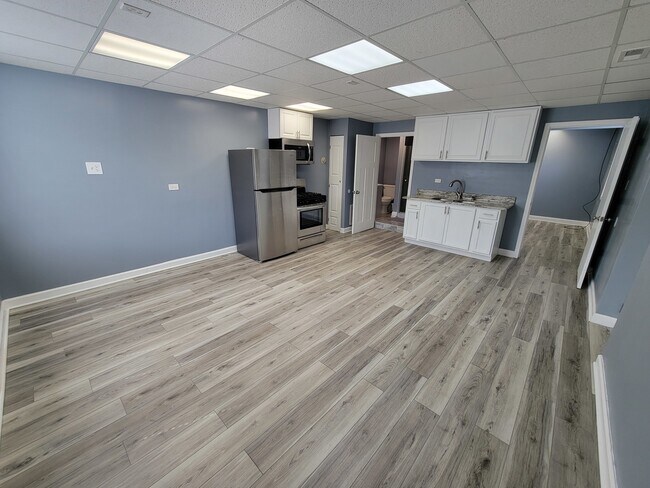 Foto del edificio - 6222 W Addison St