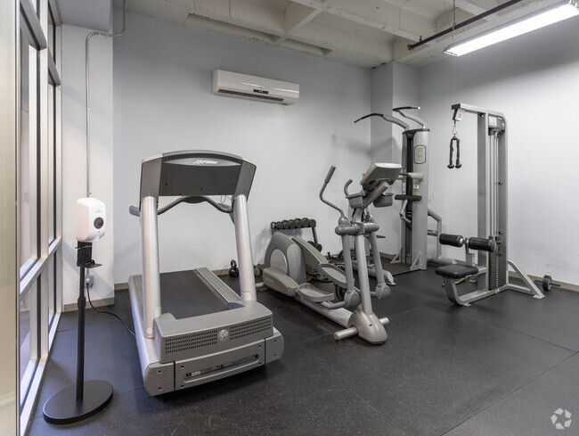 gimnasio abierto las 24 horas - Metropolitan Lofts