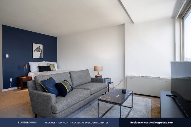 Building Photo - The 925 Apartments, 925 25th St