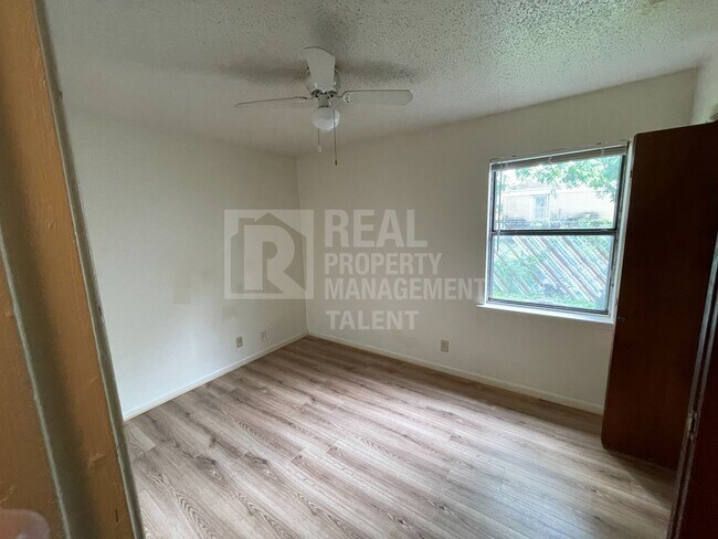 Foto del edificio - 1508 N 3rd St