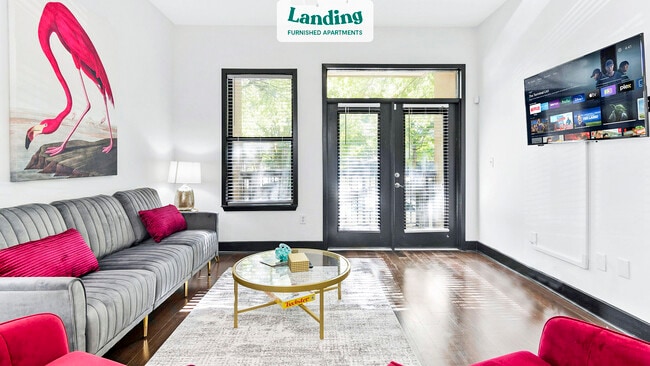 Building Photo - 425 Chapel St SW