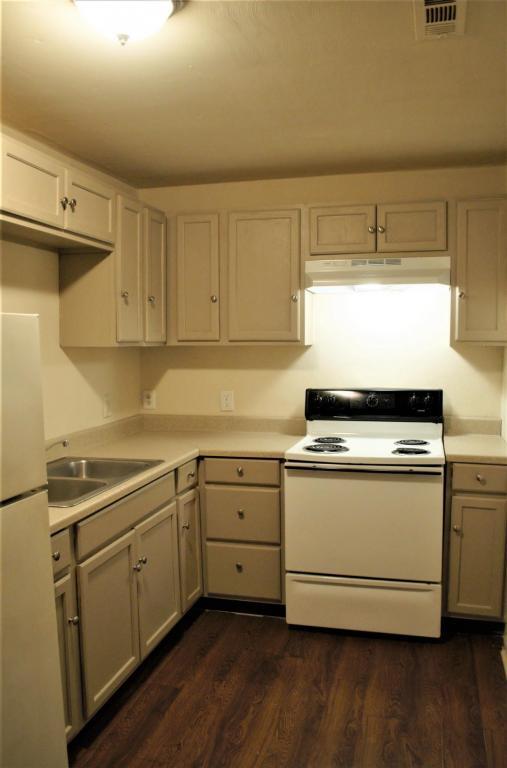 Foto del edificio - 742 Lexington St