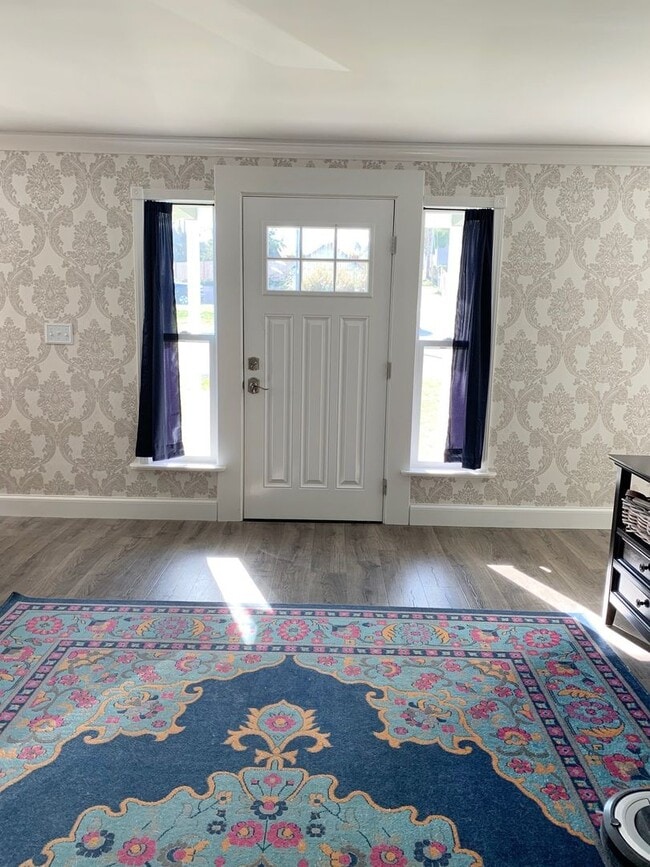 Foto del edificio - Updated 3 bedroom 2 bathroom in N. Tacoma.