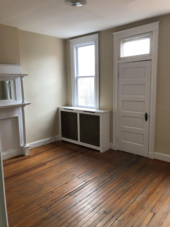 Foto del edificio - 3010 St Paul St