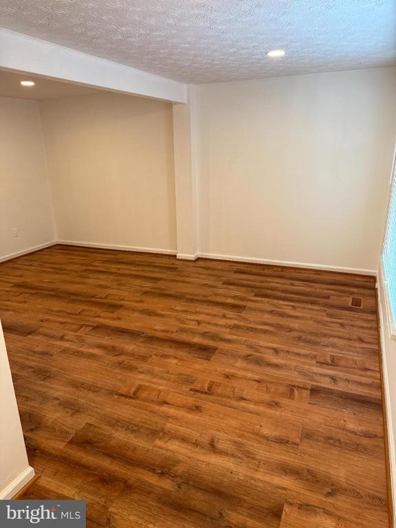 Foto del edificio - 9252 Pirates Cove