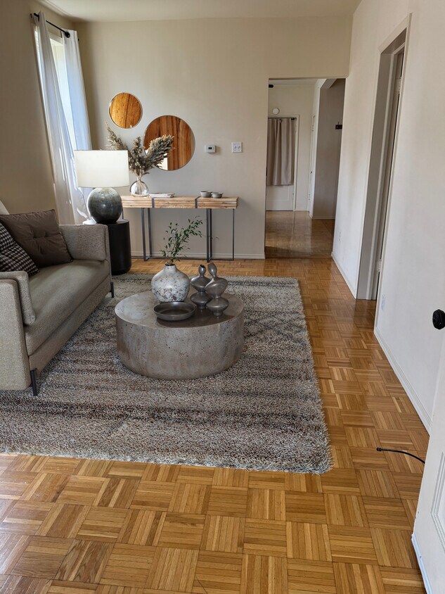 Foto principal - 3429 S Union Ave