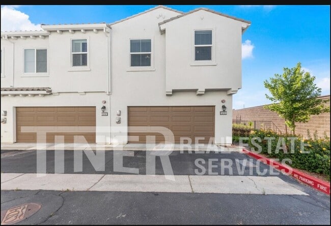 Building Photo - 5301 E Commerce Way