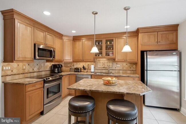 Foto del edificio - 1503 Virginia Ct