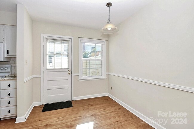 Foto del edificio - 3726 Park Rd