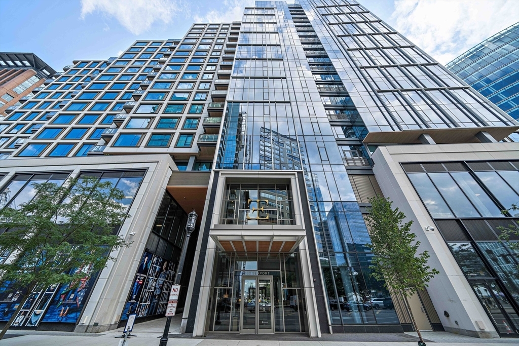 Foto principal - 133 Seaport Blvd