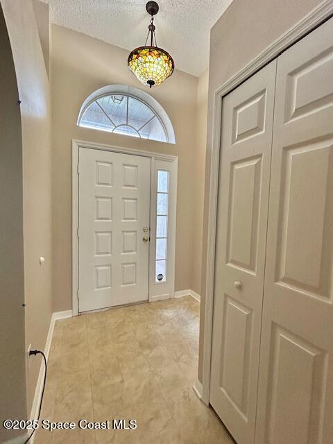 Building Photo - 3865 La Flor Dr