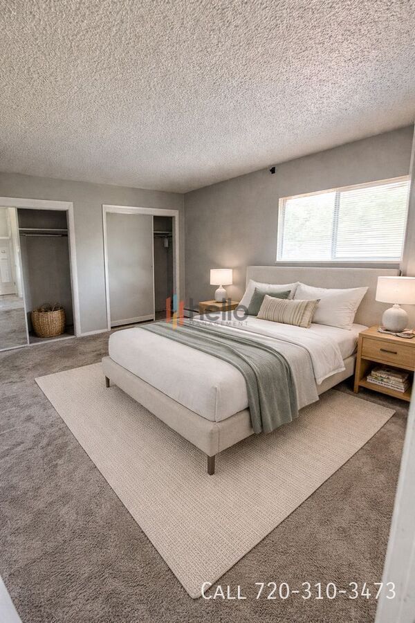 Building Photo - 1806 E La Salle St