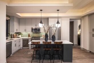 Building Photo - The Oliver