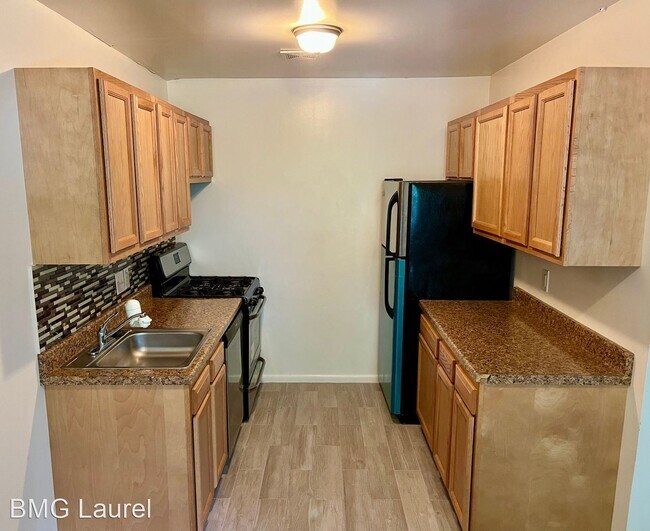 Building Photo - 2 br, 1 bath House - 5426 85th Ave Unit 202