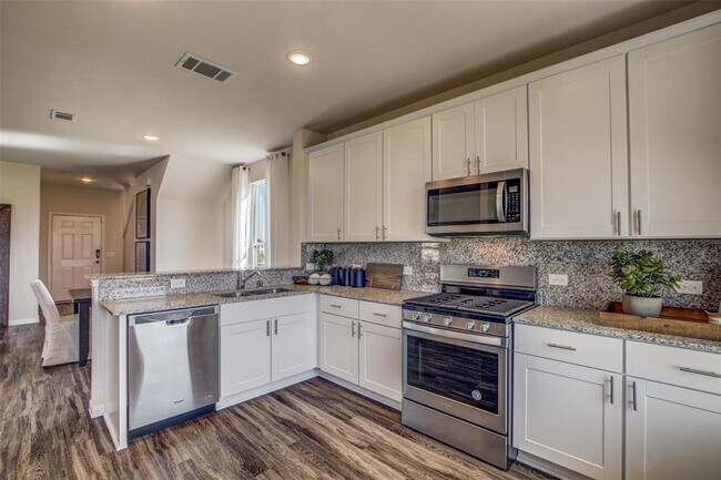 Building Photo - 17803 Pumpkin Vine Dr