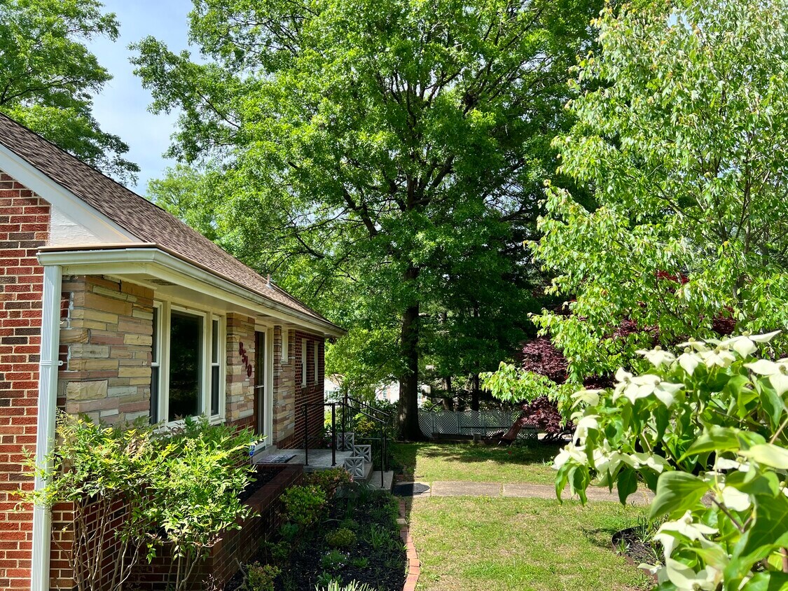 Primary Photo - 8510 Paxton Ct