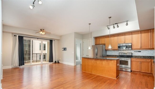 Photo - 4620 Piedmont Row Dr House