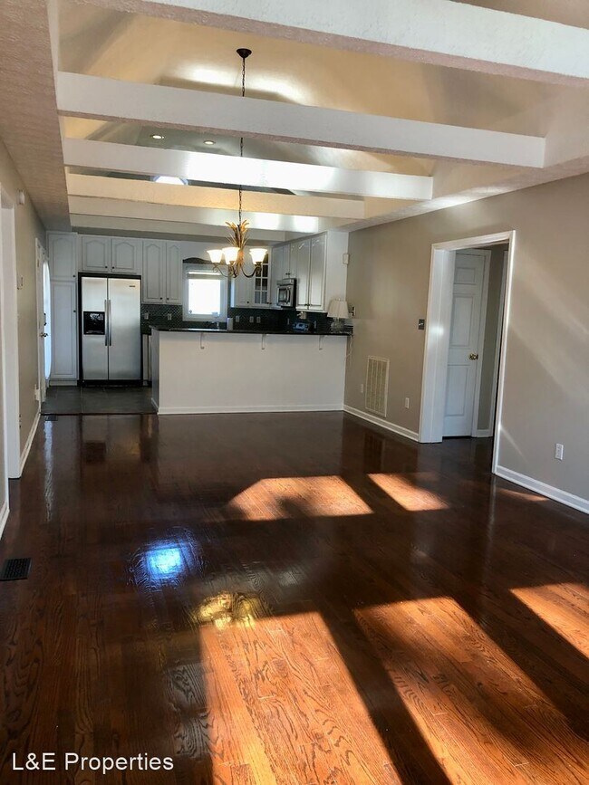 Foto del edificio - 3 br, 2 bath House - 411 Horseshoe Dr.
