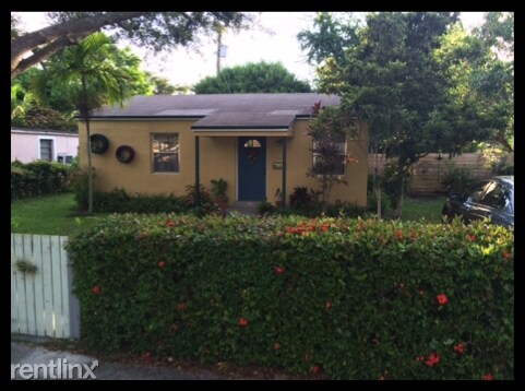 Primary Photo - 6420 SW 58th Pl