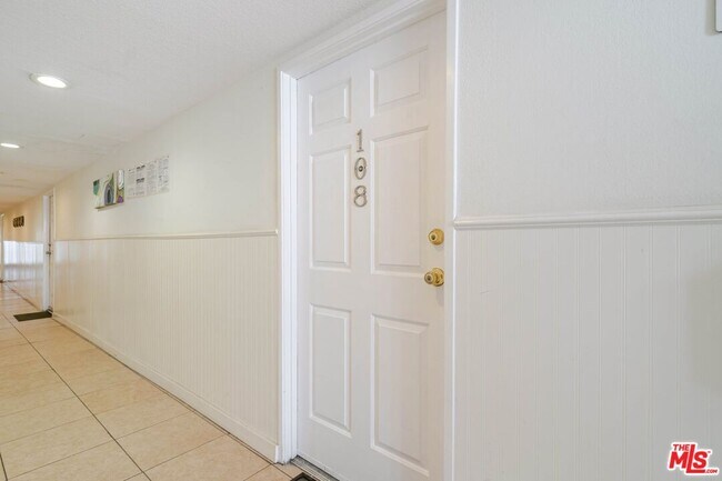 Foto del edificio - 11063 Cumpston St