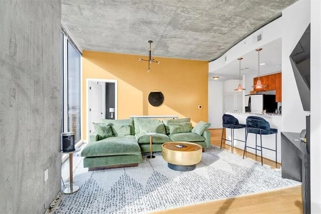 Photo - 400 W Peachtree St NW Apartment