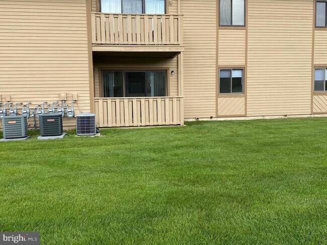 Foto del edificio - 1607 Woodhollow Dr