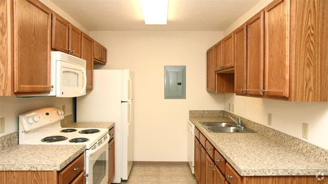 Kitchen - Winchester Bend Apartments