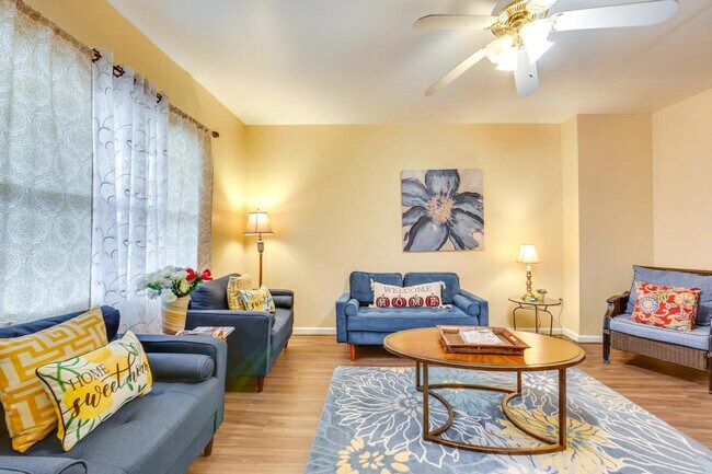 Foto del edificio - 504 Center St