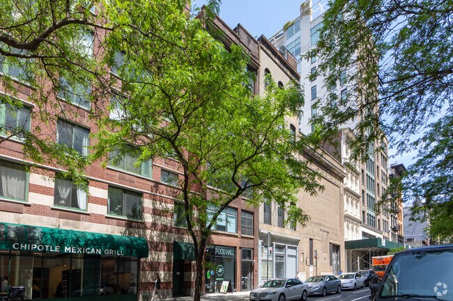 Building Photo - 83 Murray St