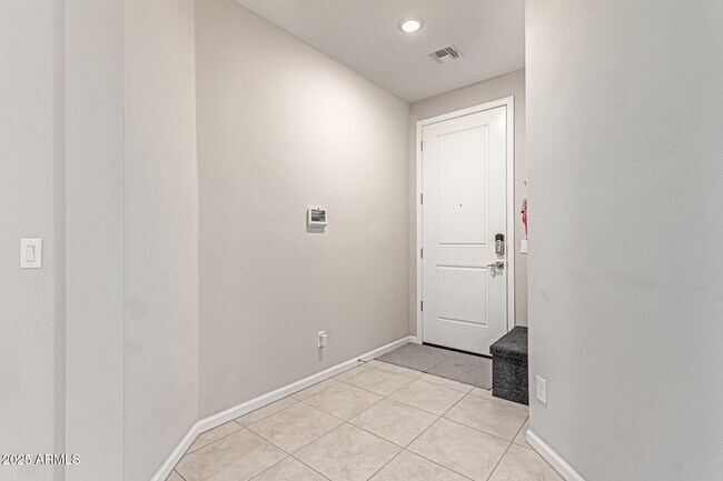 Foto del edificio - 17344 W Country Club Terrace