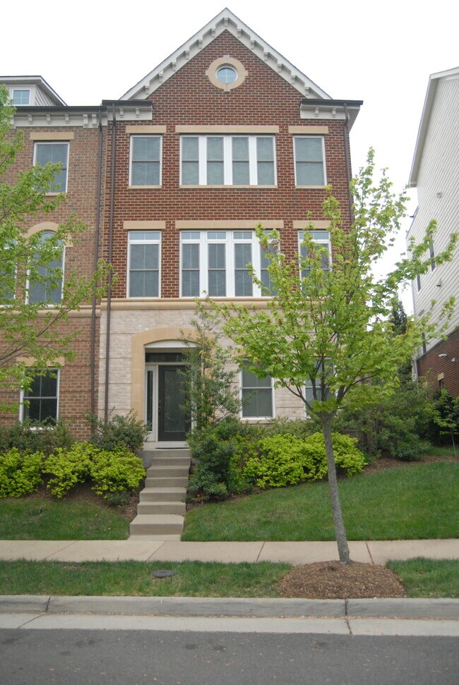 Foto del edificio - 44691 Collingdale Ter