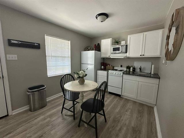 Foto del edificio - 1901 TX-276