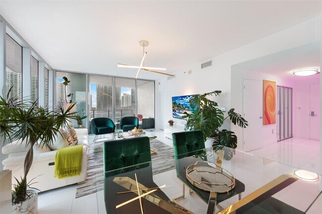 Foto del edificio - 90 SW 3rd St