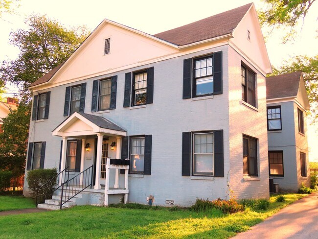 Foto del edificio - Charming 1 Bedroom, 1 Bath Apartment in Tyler!