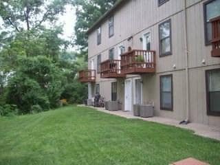 Foto del edificio - 2512 Elmwood Pkwy