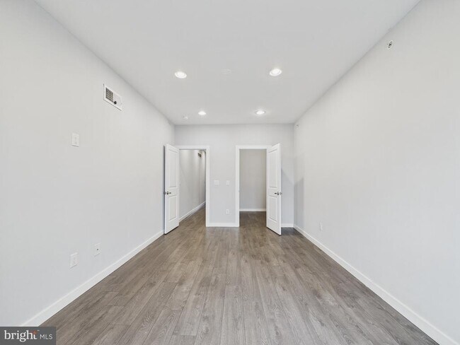 Foto del edificio - 521 W Norris St