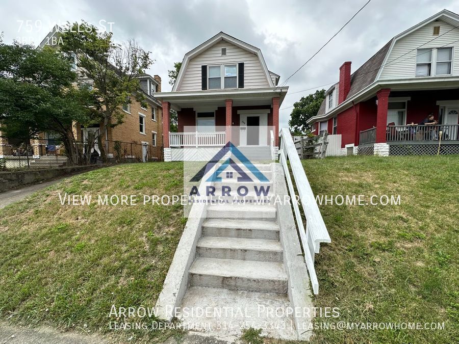 Foto principal - 759 Wells St
