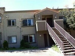 Building Photo - 800 Grand Ave