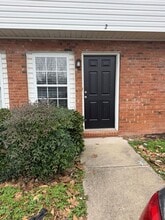 Building Photo - 1324 Thomasboro,