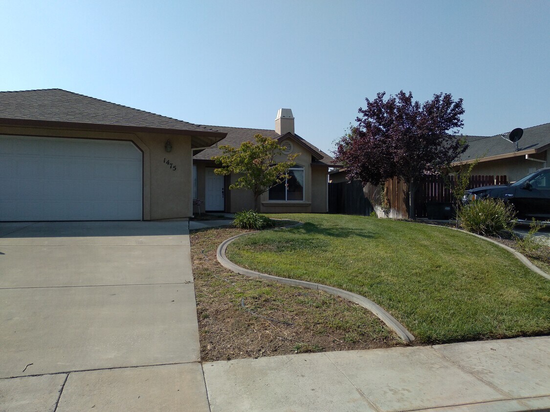 Primary Photo - 1475 Donita Dr