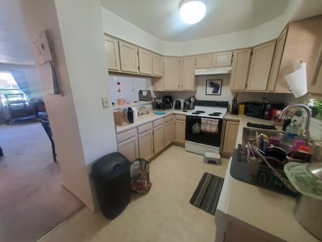 Building Photo - 285 Pheasant Run