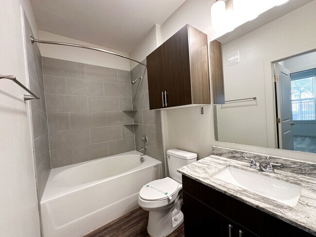 Foto del edificio - 2621 Live Oak St