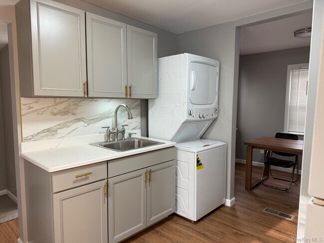 Foto del edificio - 12 Admiral St