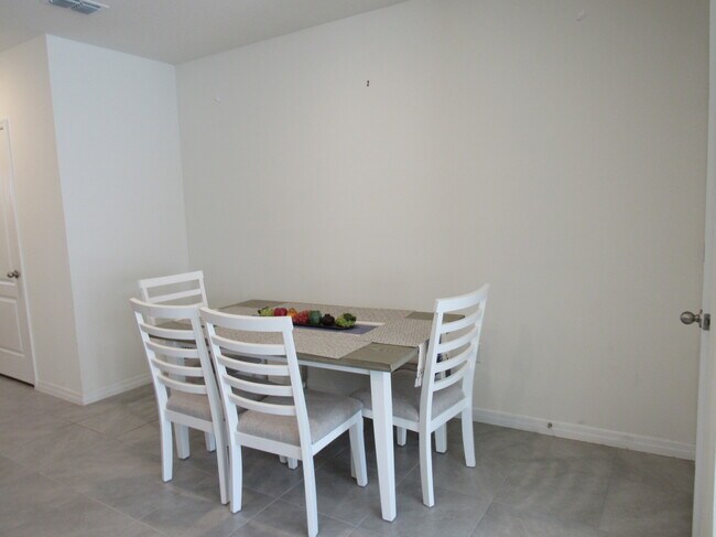 Dining area - 3 Bella Lago Cir